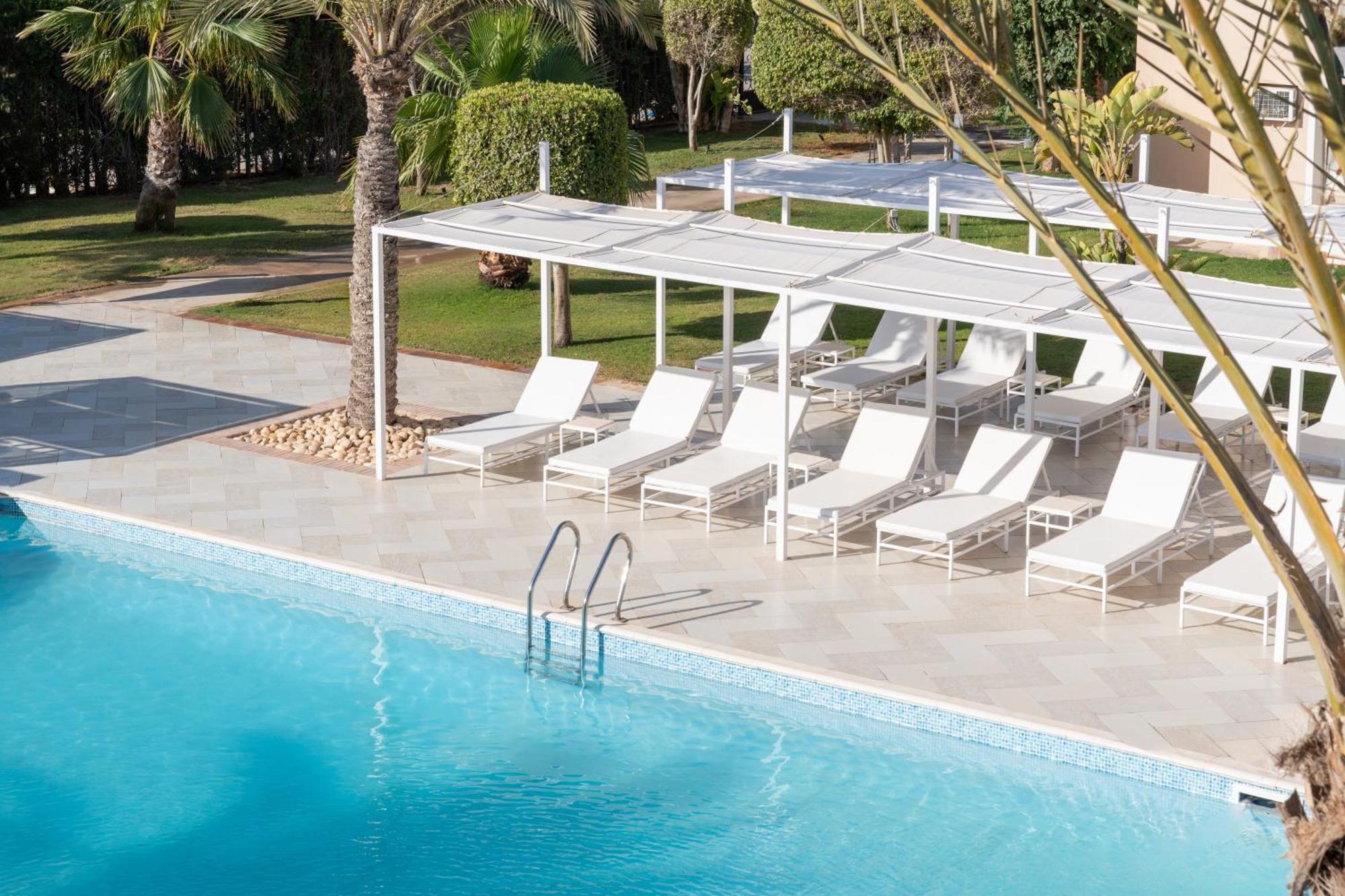 Jaz Neo Almazino, Almaza Bay Hotel Majid Abu Zayd Buitenkant foto